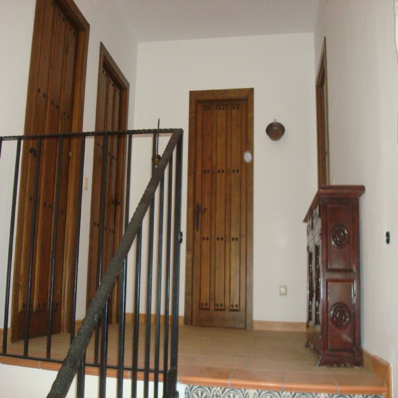 1721 (3)